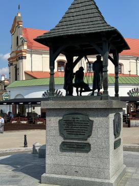 «ДОРОГАМИ КОРОЛЕЙ…» — фото-595_6