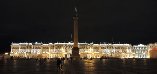 «ОТ ВЕЛИЧЕСТВЕННОГО ПЕТЕРБУРГА до СРЕДНЕВЕКОВОГО СВАРГАСА» — фото-745_2