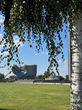 «ЗЕМЛЯ ПОД БЕЛЫМИ КРЫЛЬЯМИ» — фото-595_3